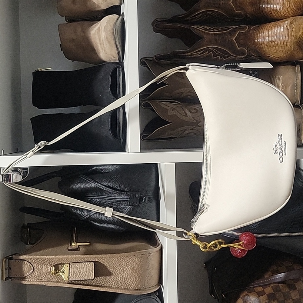 ✨️✨️Pace Shoulder Bag✨️✨️